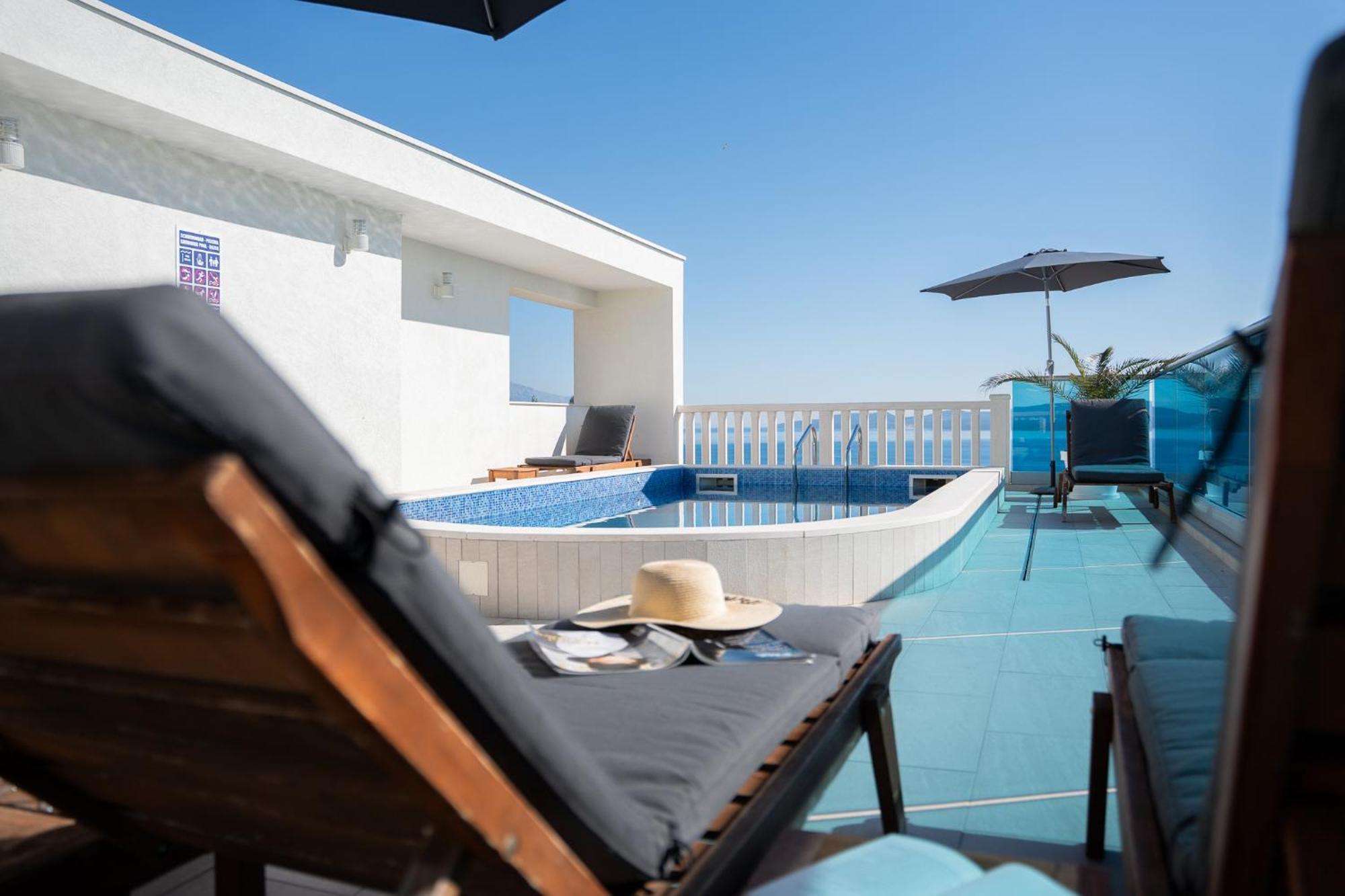 Sunny Hill Apartments With Rooftop Pool Celina Exterior foto